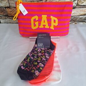 GAP Pink & Orange Striped Pouch with Black Floral, Coral and Pink Ankle Socks